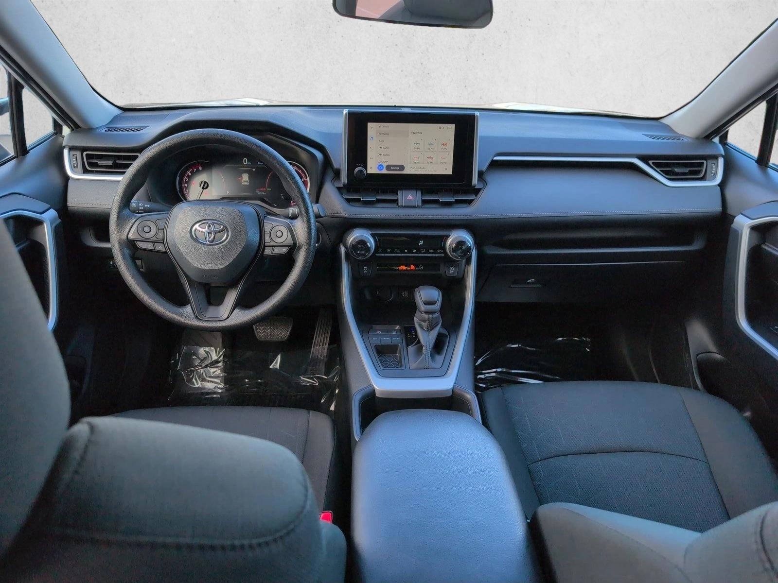Thumbnail: 2025 Toyota RAV4 - 3