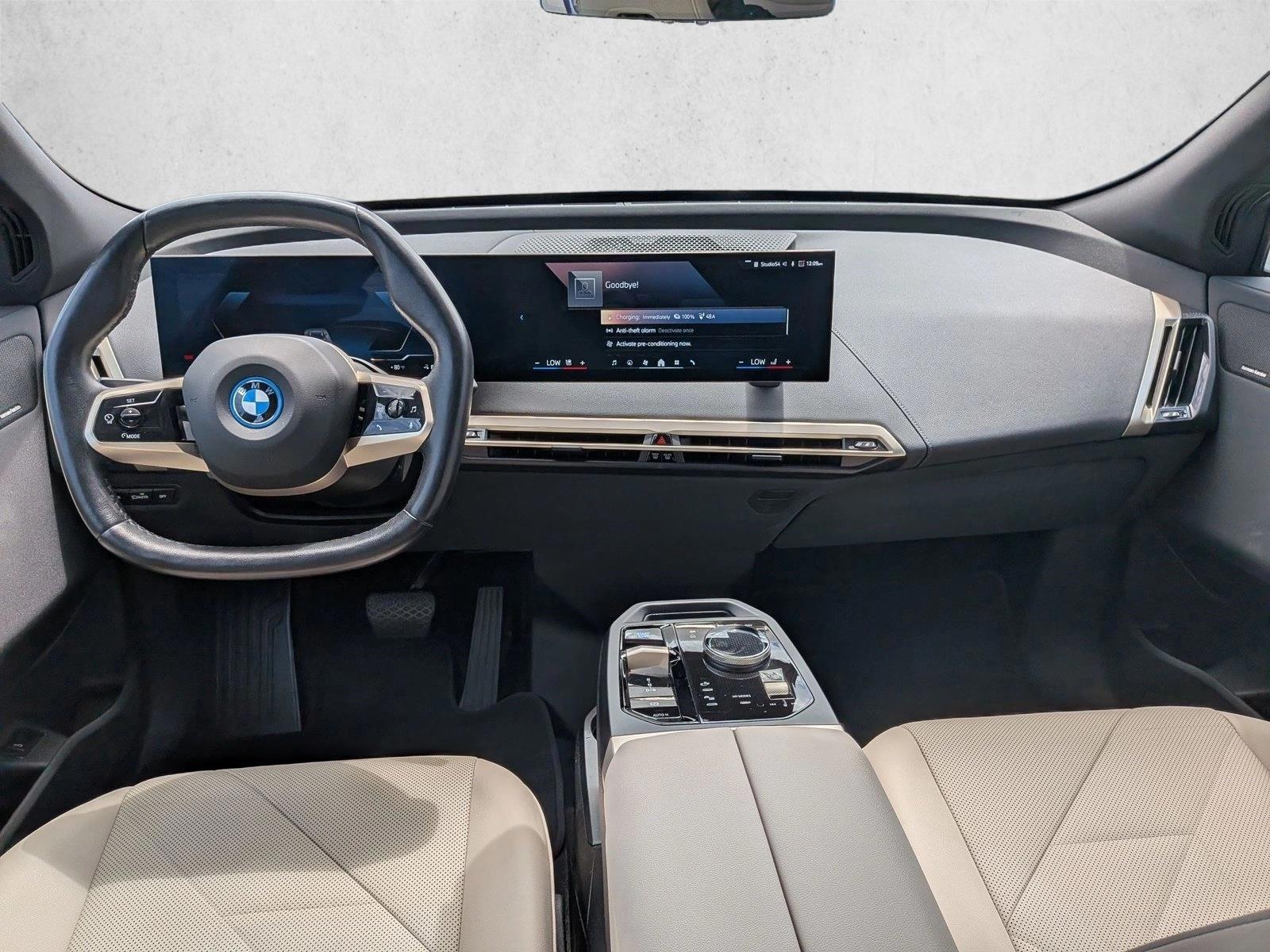 Thumbnail: 2024 BMW iX - 4