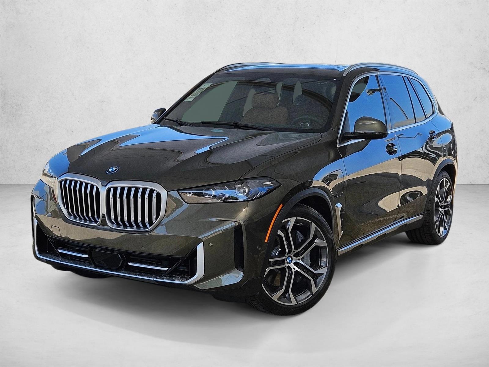 Thumbnail: 2026 BMW X5 - 1