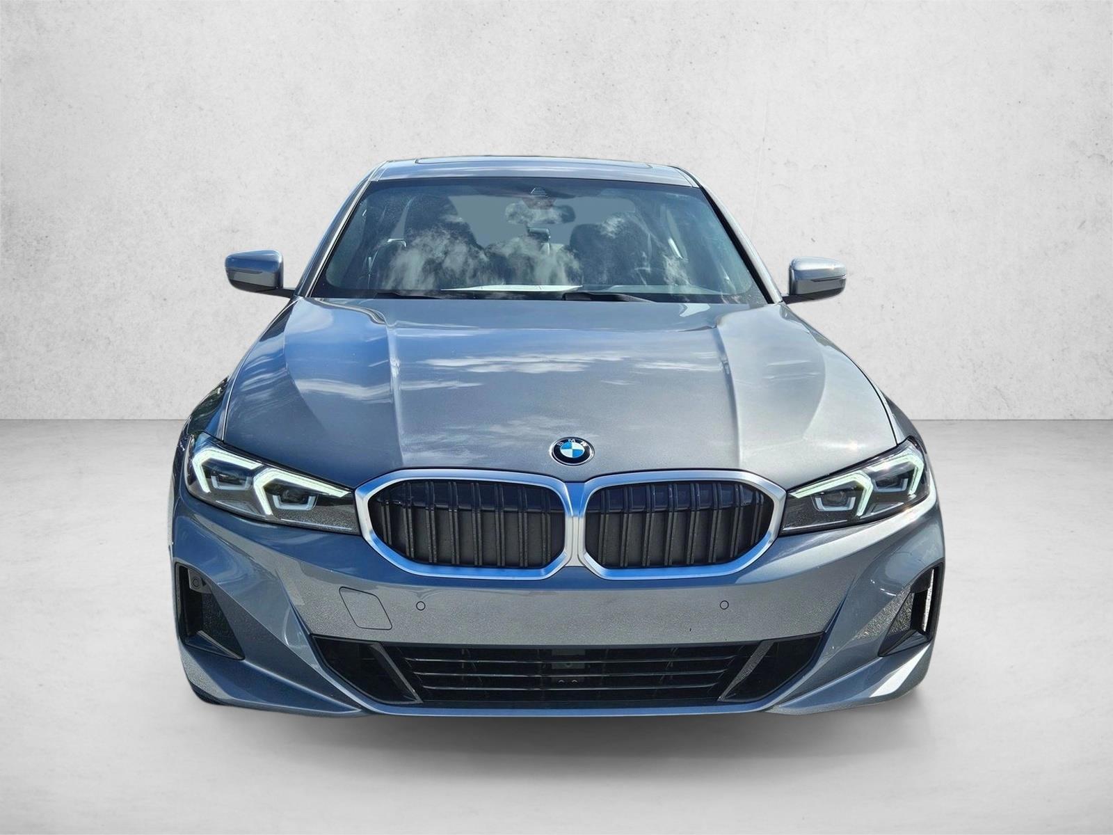 2026 BMW 3 Series 330i - Photo 6