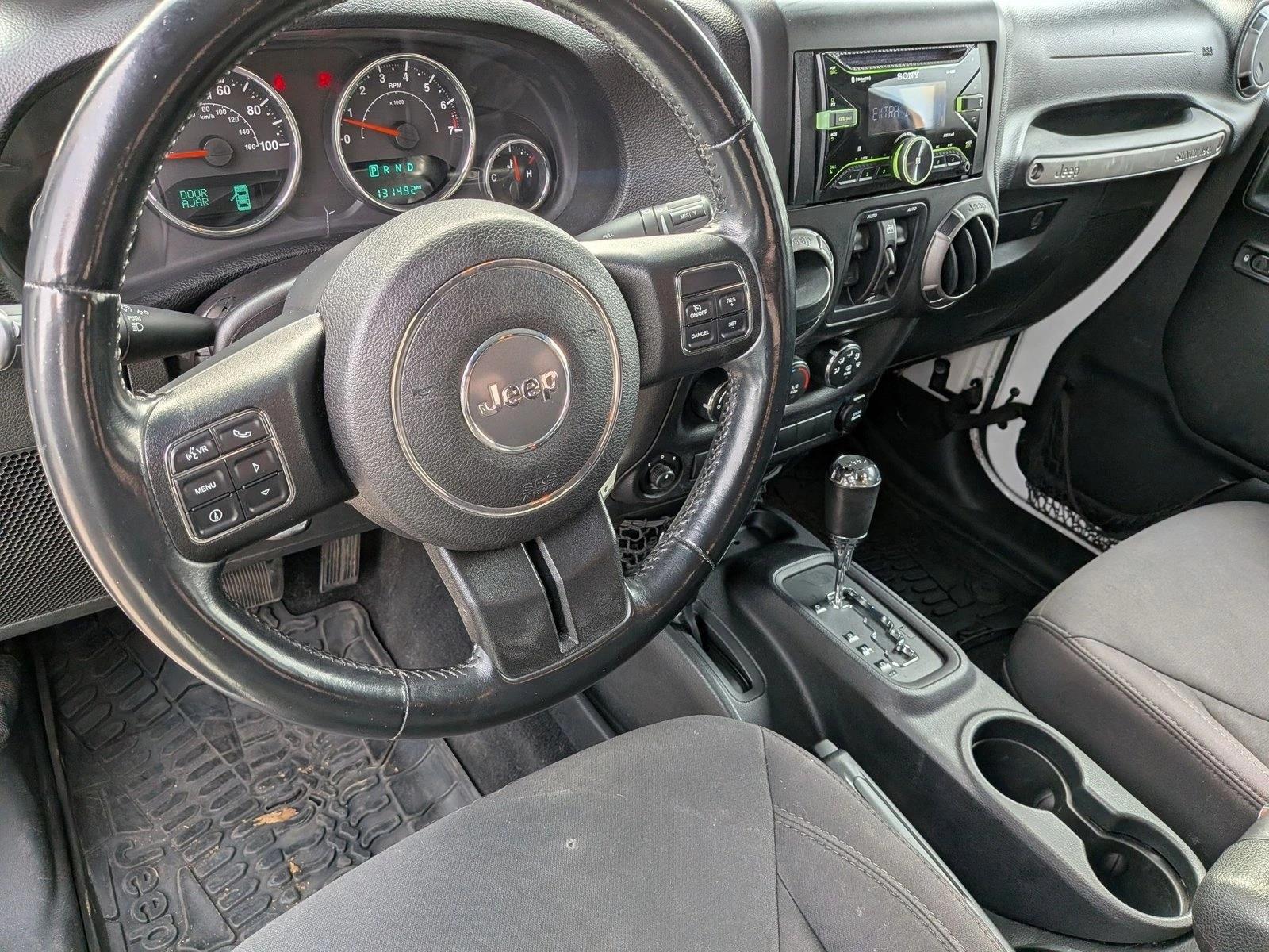 Thumbnail: 2014 Jeep Wrangler - 3