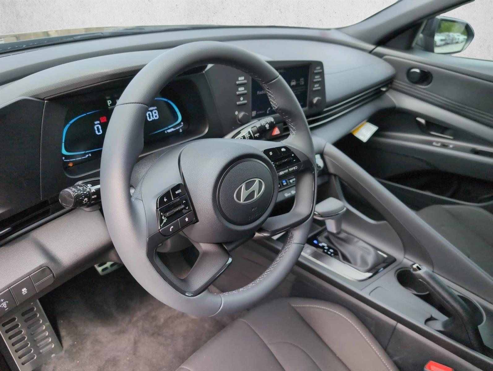 Thumbnail: 2026 Hyundai Elantra - 3