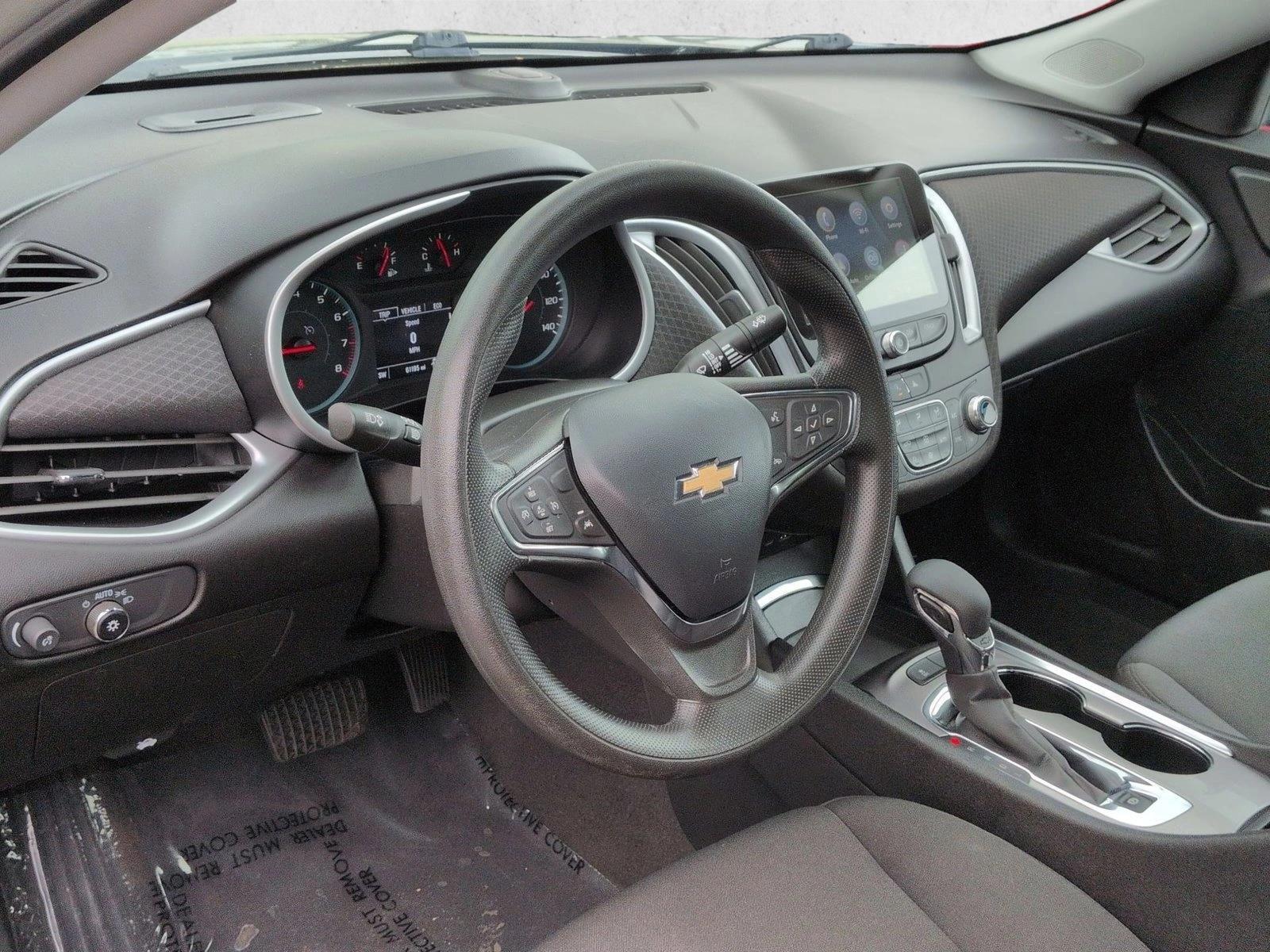 Thumbnail: 2024 Chevrolet Malibu - 3