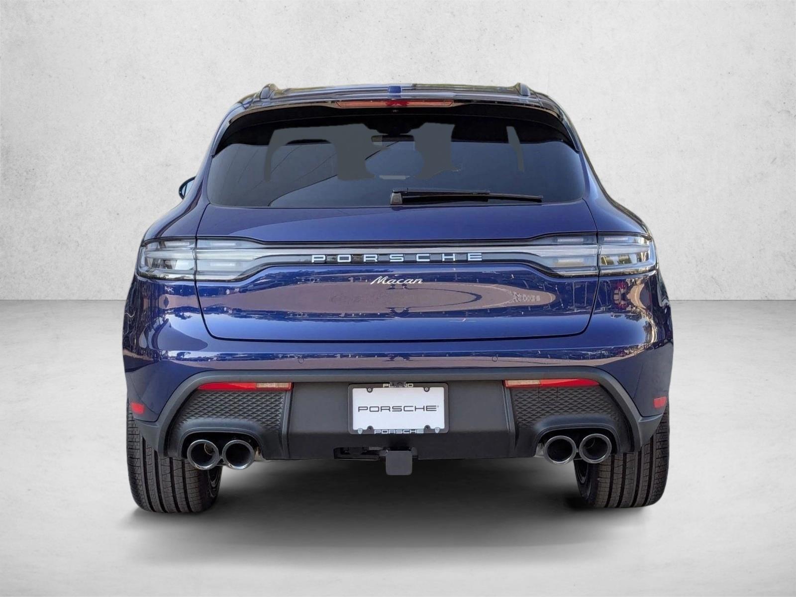 2026 Porsche Macan T - Photo 10