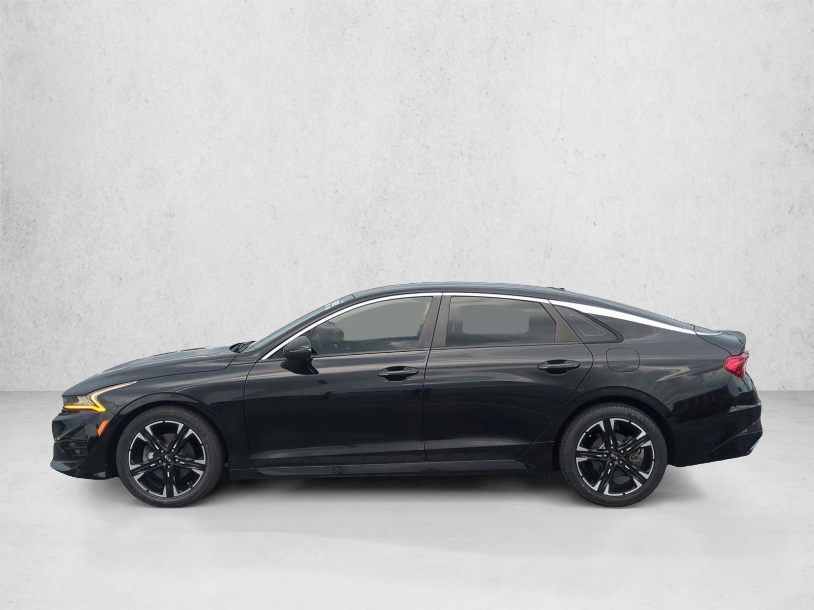 Thumbnail: 2021 Kia K5 - 2