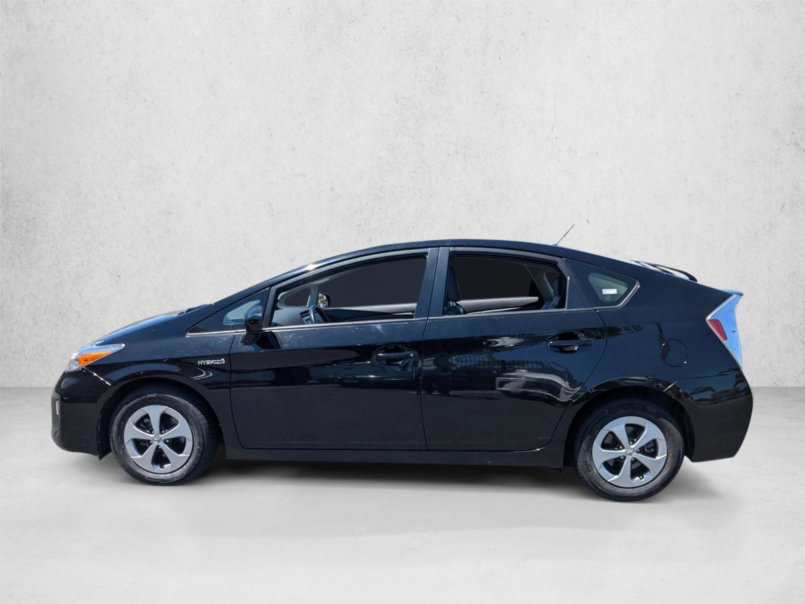 Thumbnail: 2015 Toyota Prius - 2