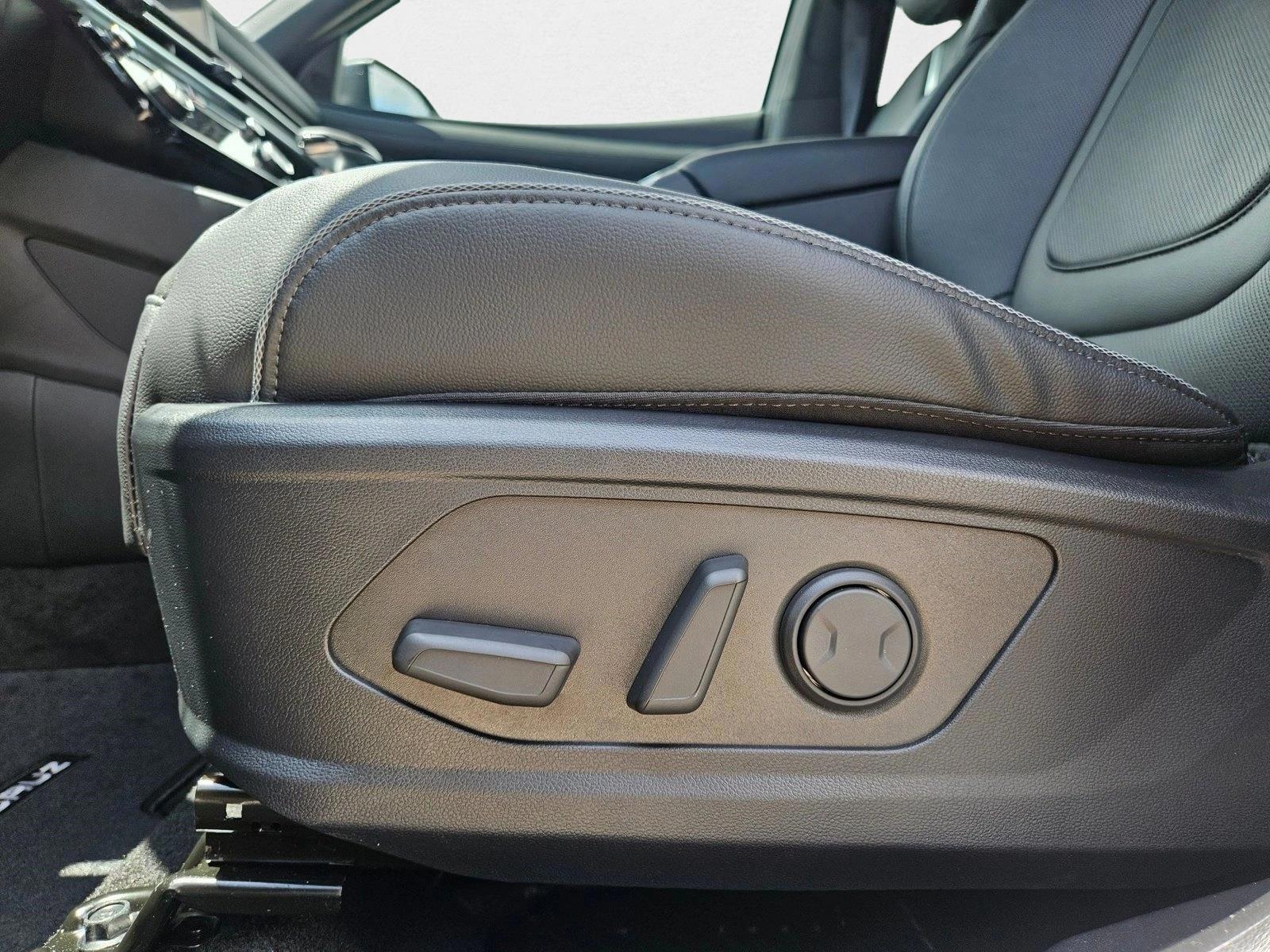 Thumbnail: 2026 Hyundai Santa Cruz - 4