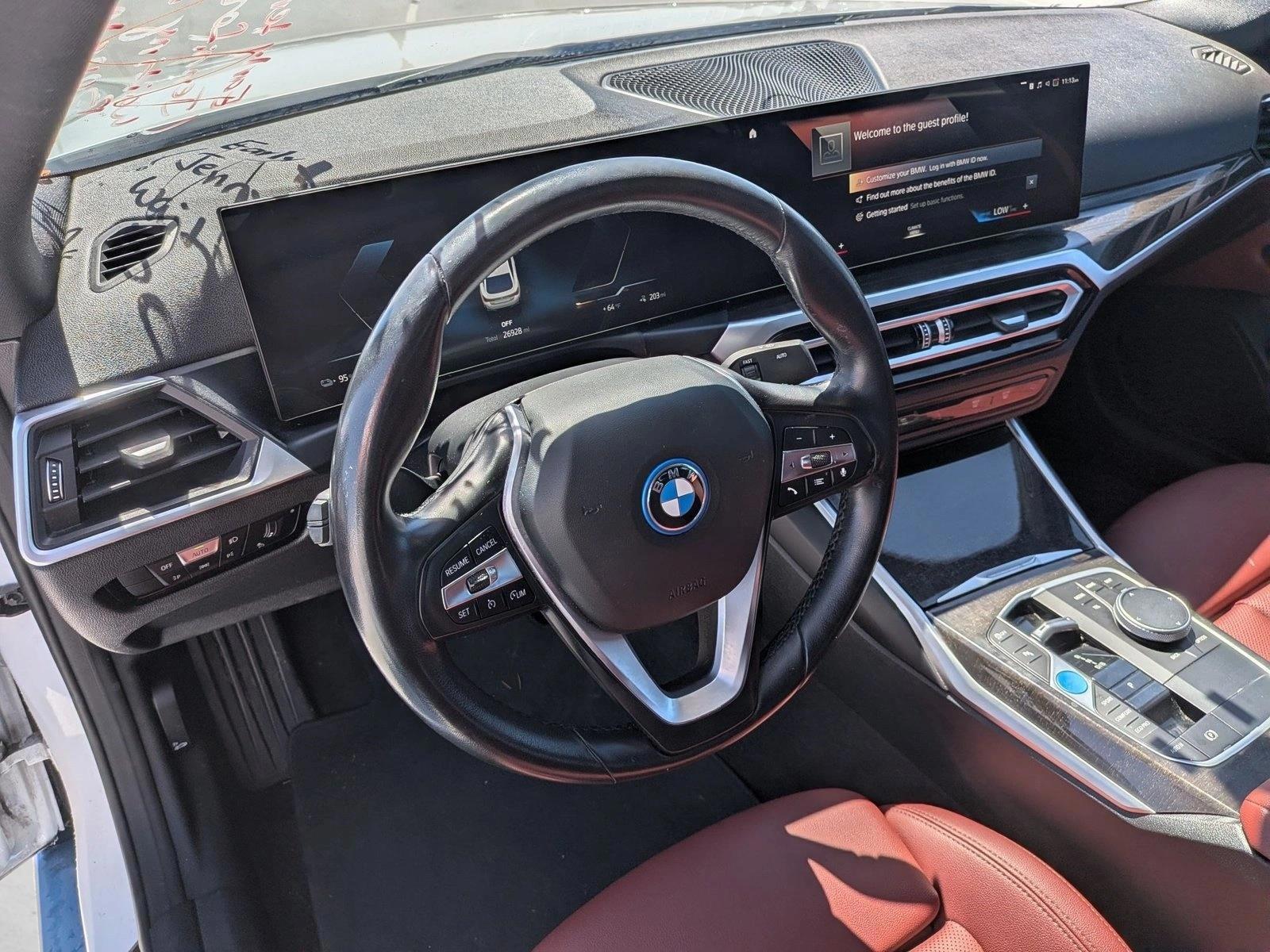 Thumbnail: 2023 BMW i4 - 2