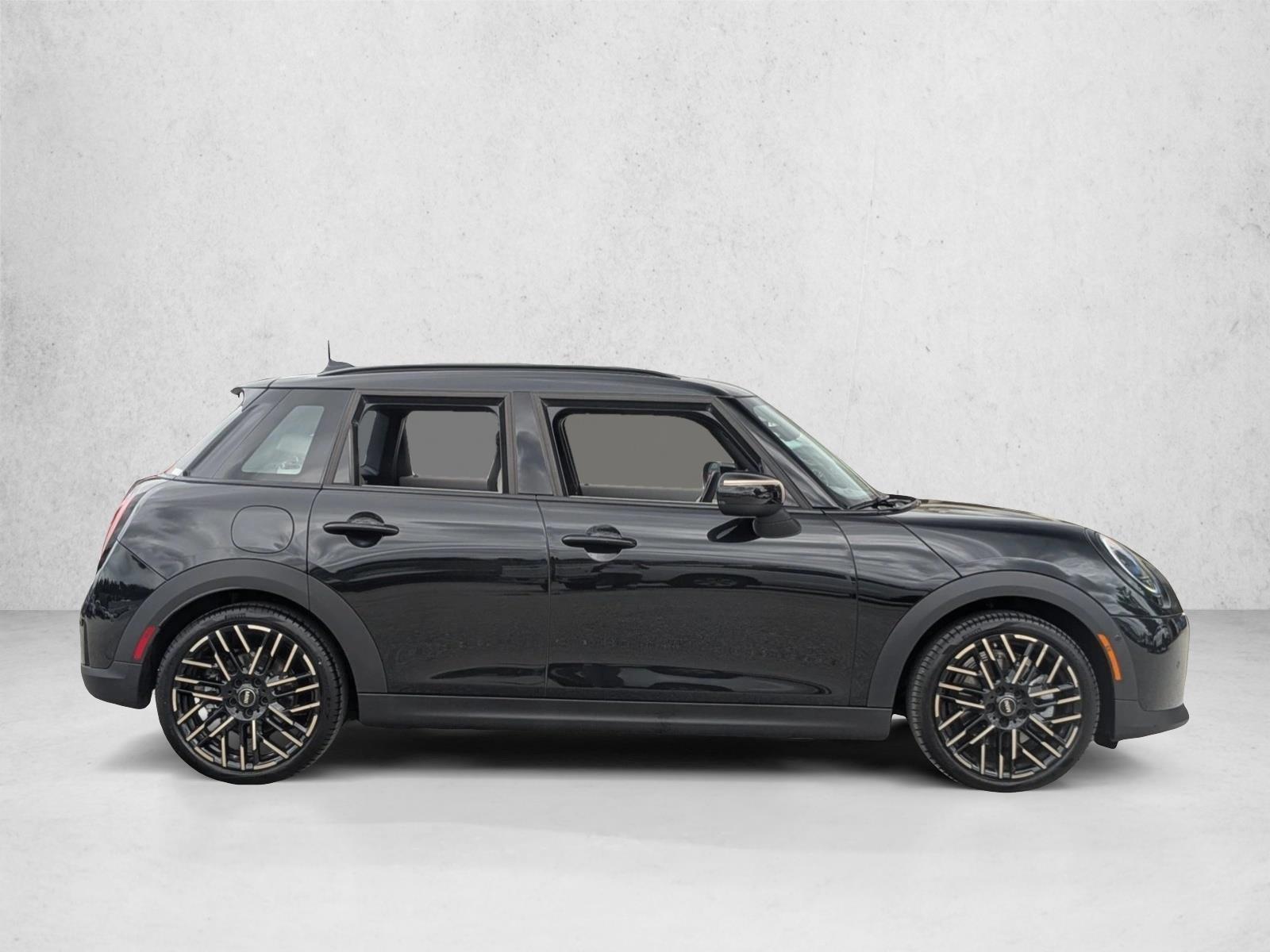 2026 MINI Hardtop 4 Door
