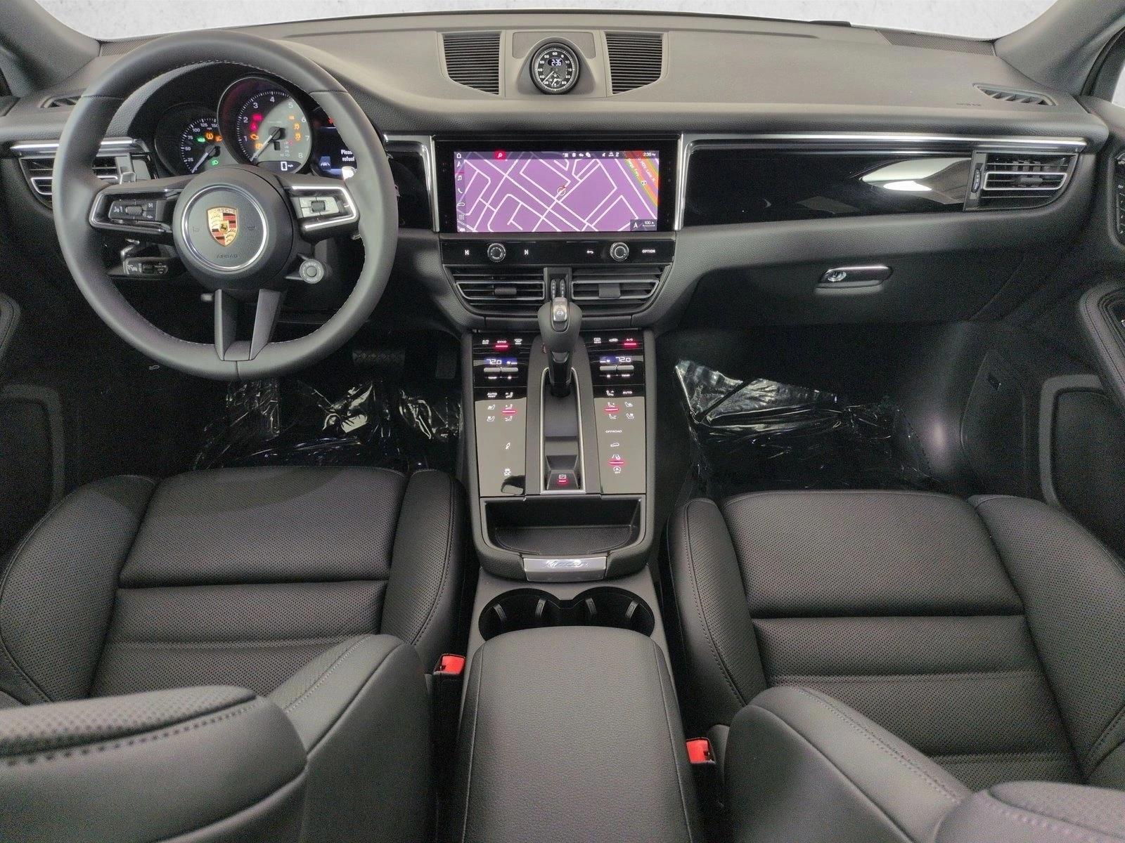 Thumbnail: 2026 Porsche Macan - 5