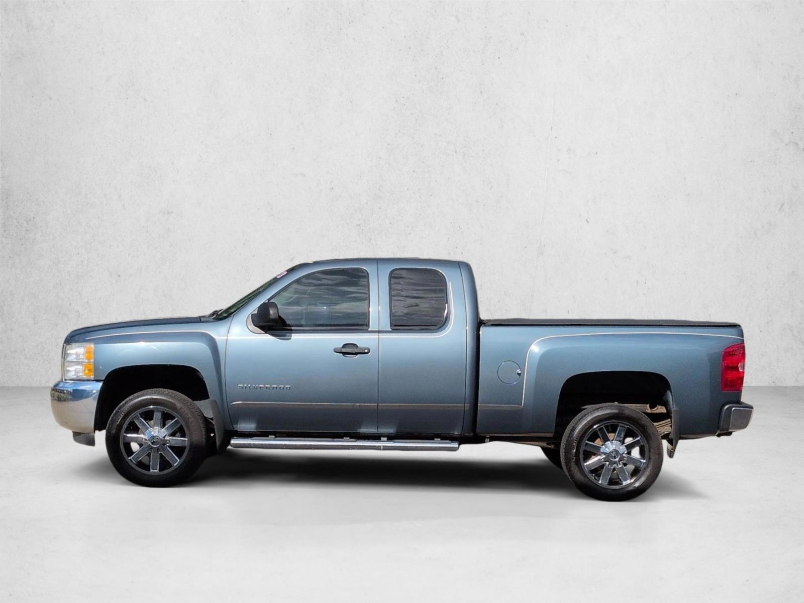 Thumbnail: 2013 Chevrolet Silverado 1500 - 2