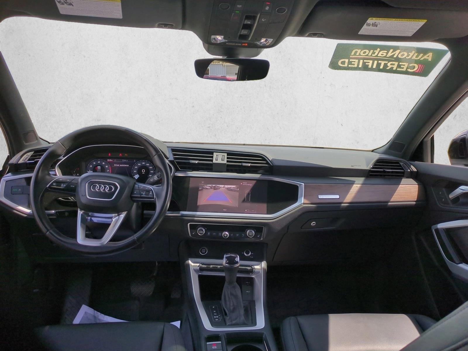 Thumbnail: 2022 Audi Q3 - 3