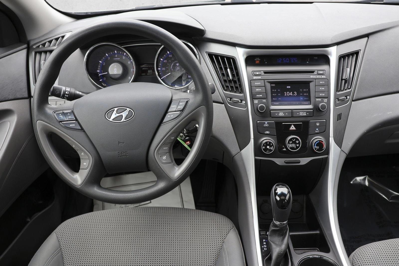 Thumbnail: 2014 Hyundai Sonata - 4
