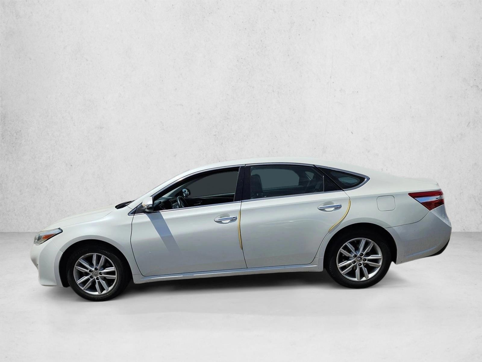 Thumbnail: 2014 Toyota Avalon - 2