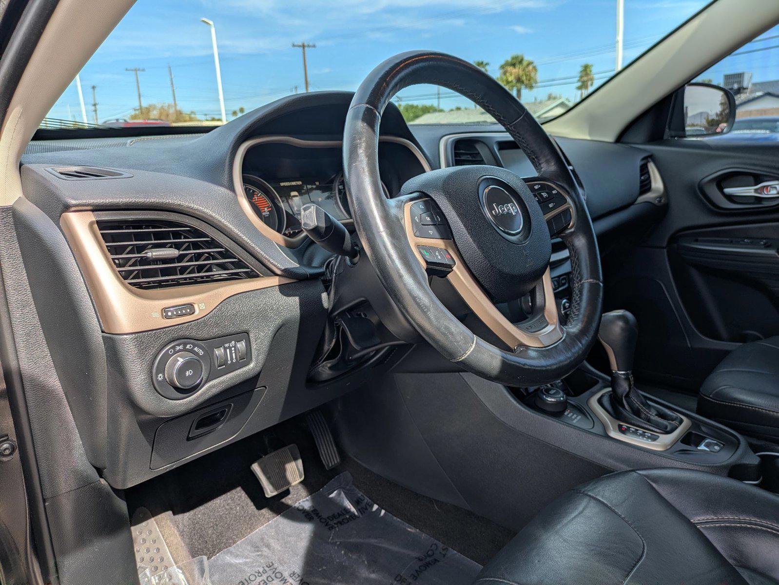 2016 Jeep Cherokee High Altitude - Photo 10