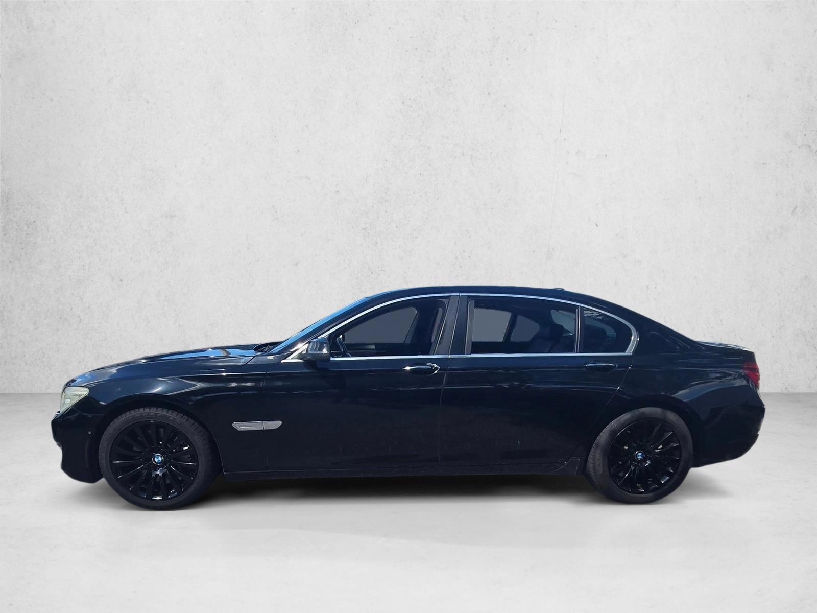 Thumbnail: 2013 BMW 7 Series - 2