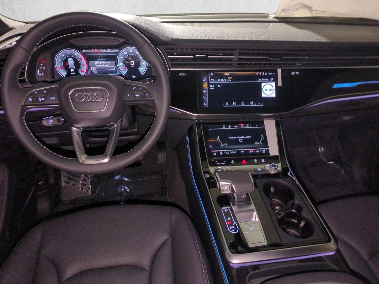 Thumbnail: 2026 Audi Q7 - 4