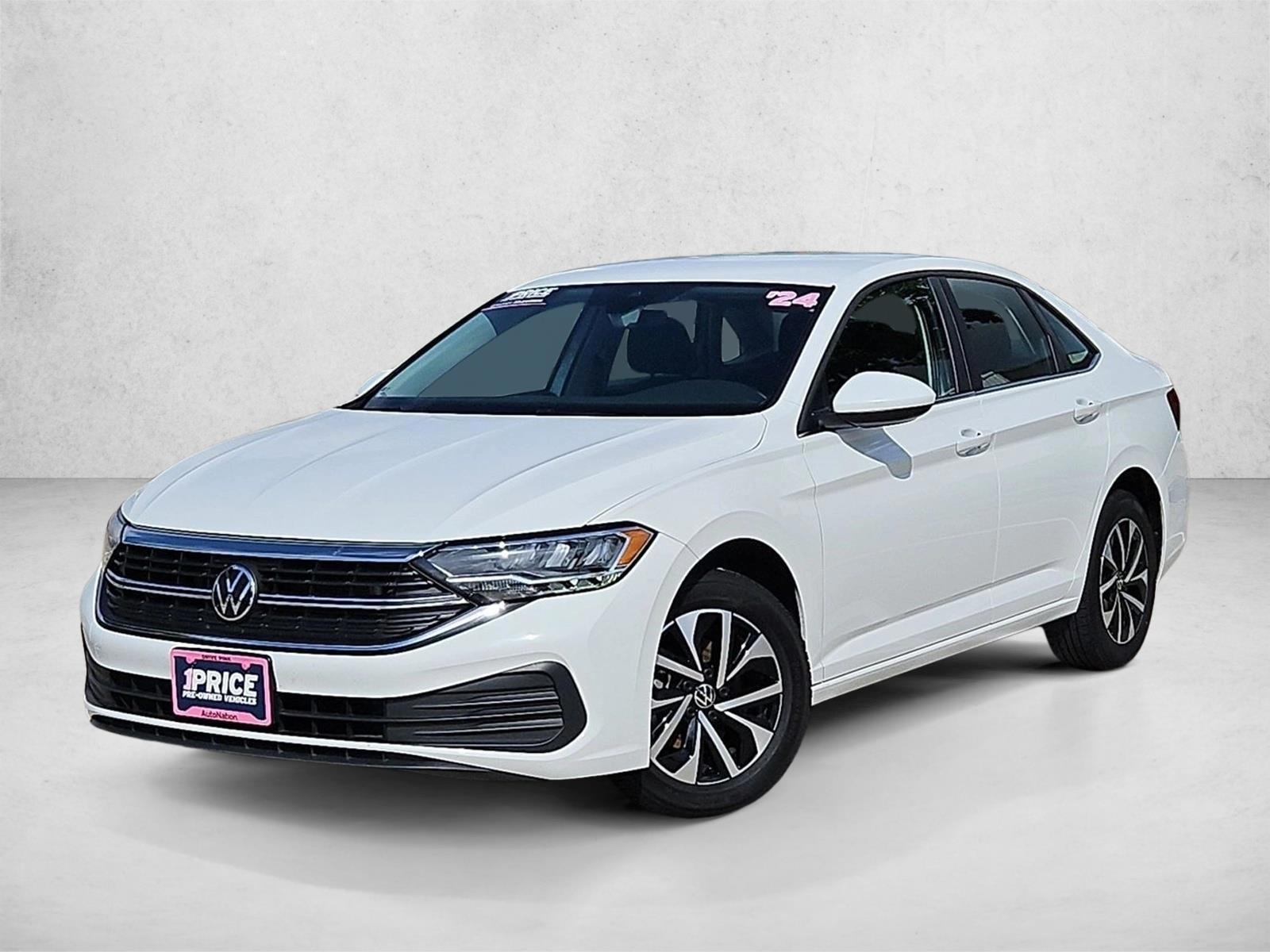 Thumbnail: 2024 Volkswagen Jetta - 1