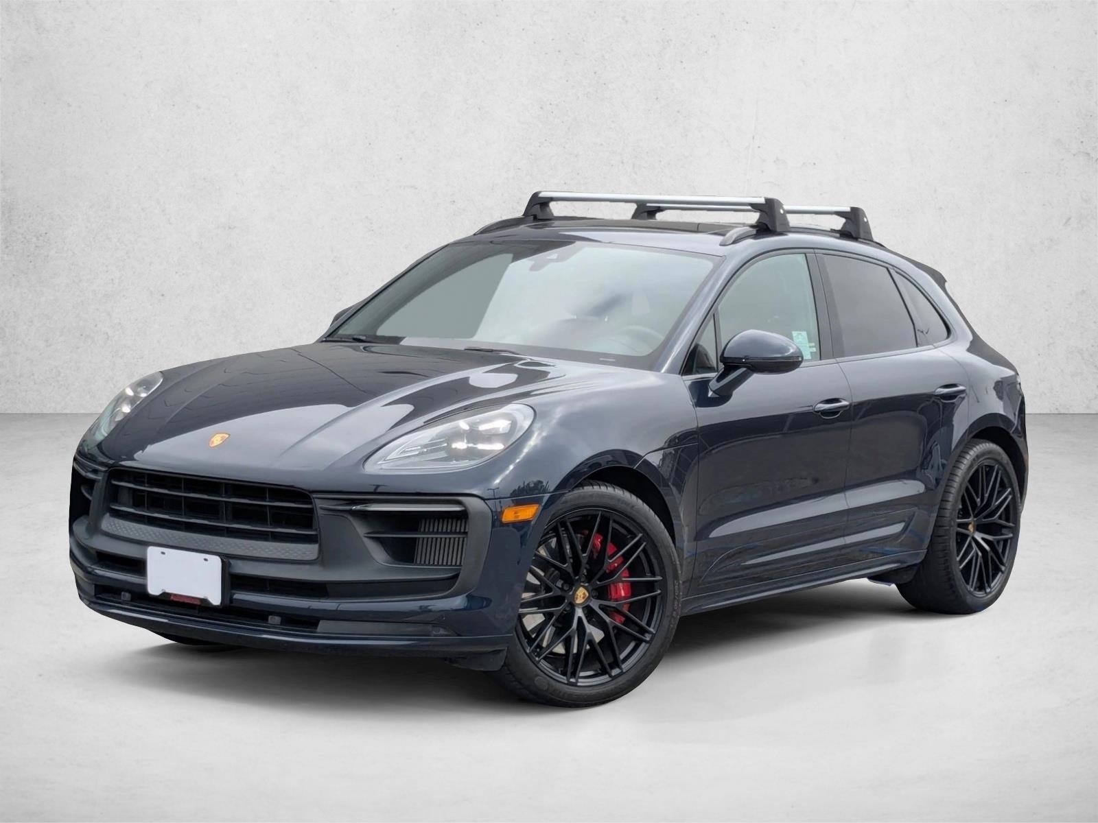 Thumbnail: 2022 Porsche Macan - 1