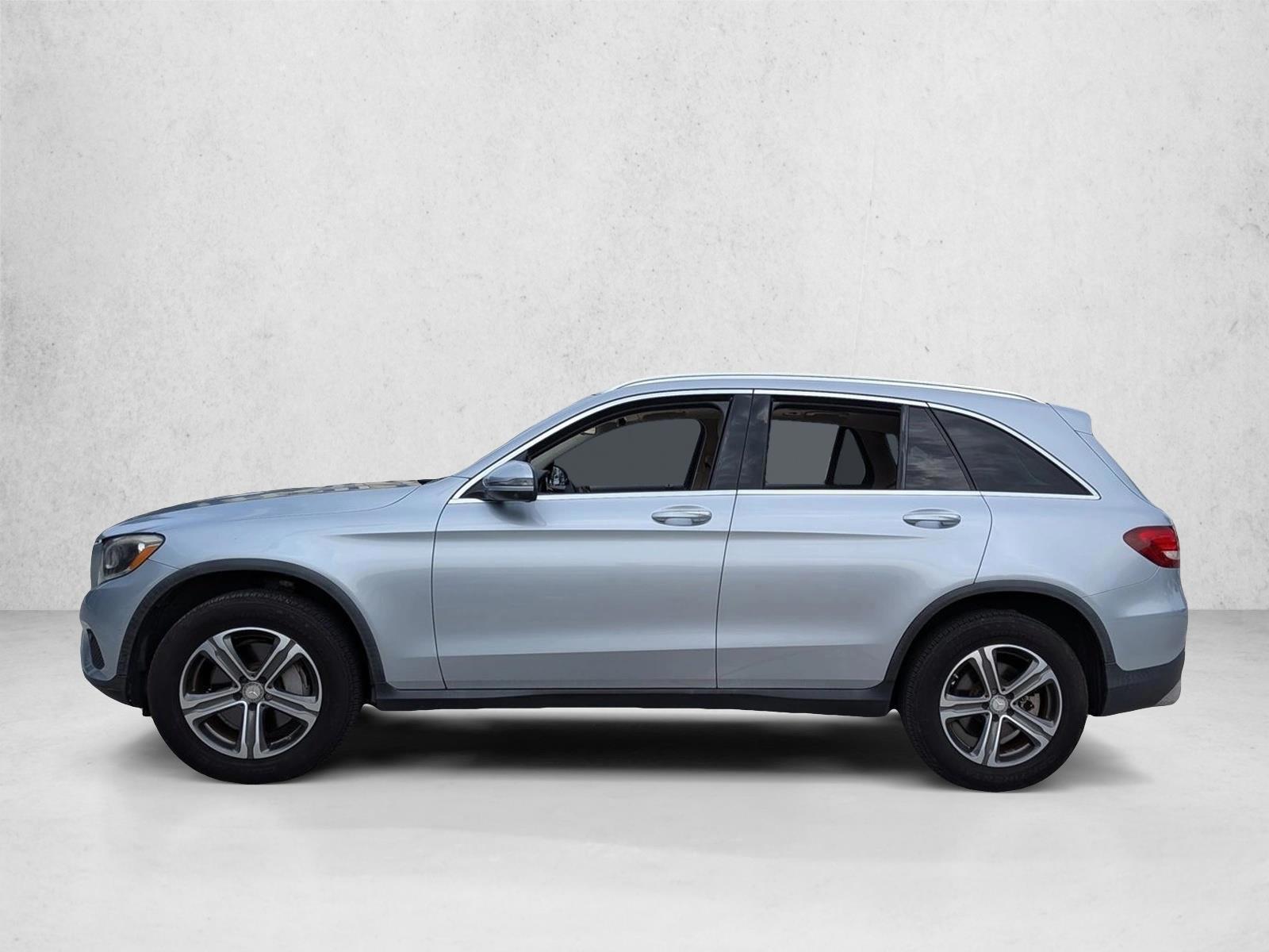 Thumbnail: 2016 Mercedes-Benz GLC - 2