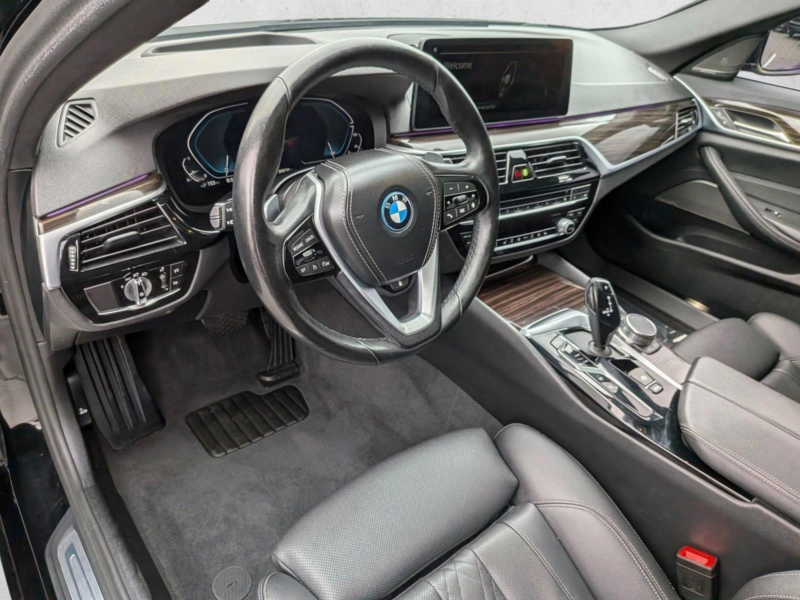 Thumbnail: 2023 BMW 5 Series - 3
