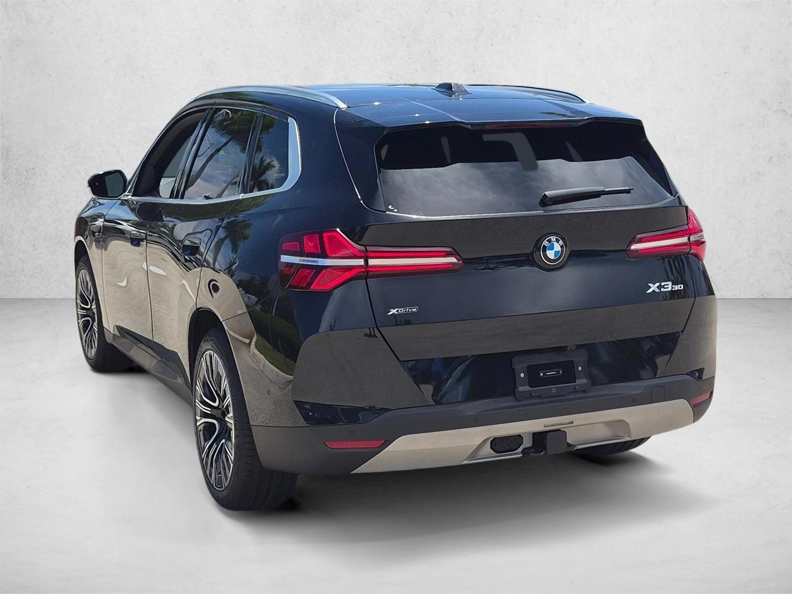 2026 BMW X3 30 - Photo 8