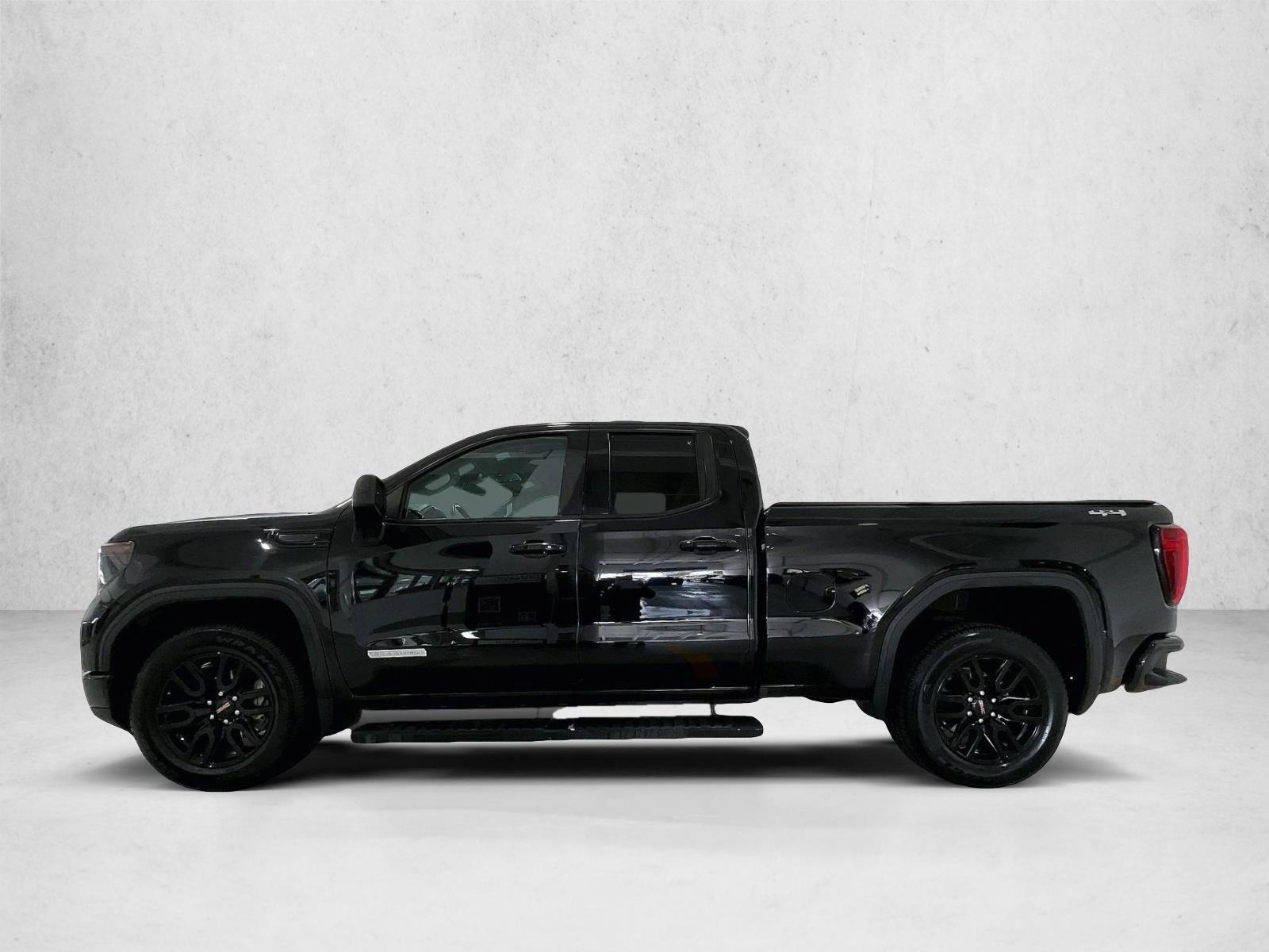 Thumbnail: 2023 GMC Sierra 1500 - 2