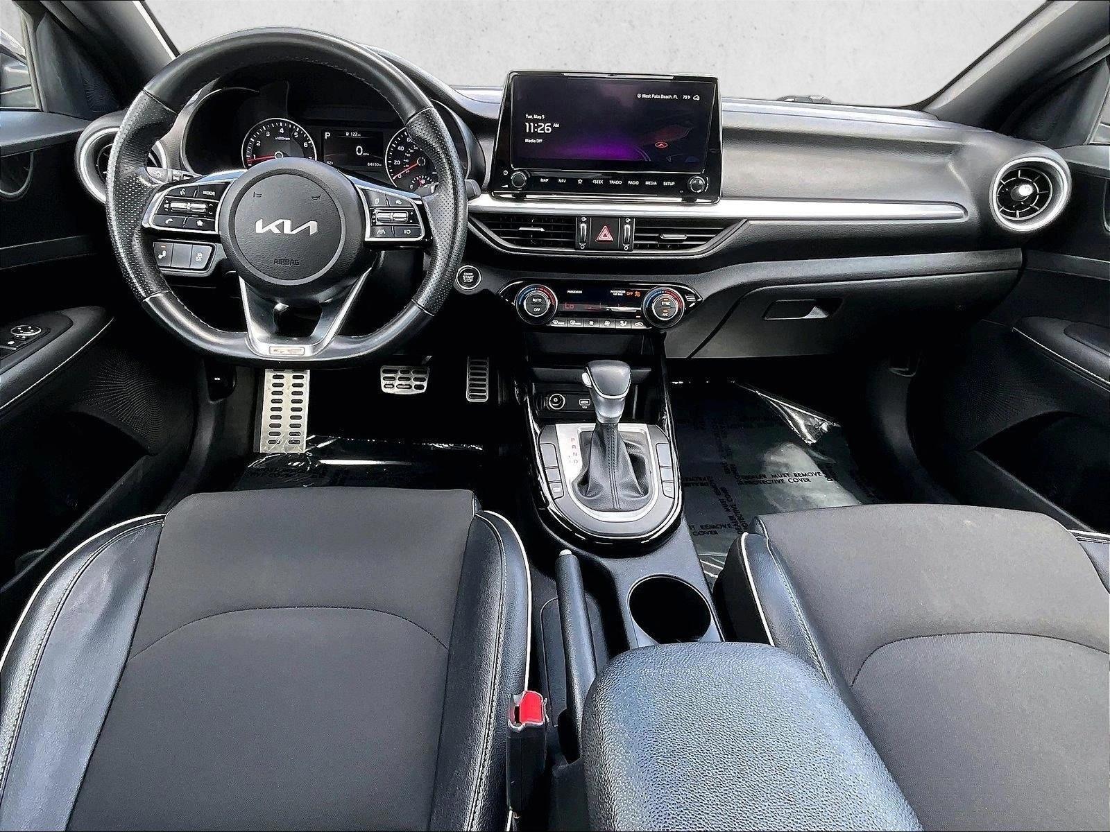 Thumbnail: 2023 Kia Forte - 3