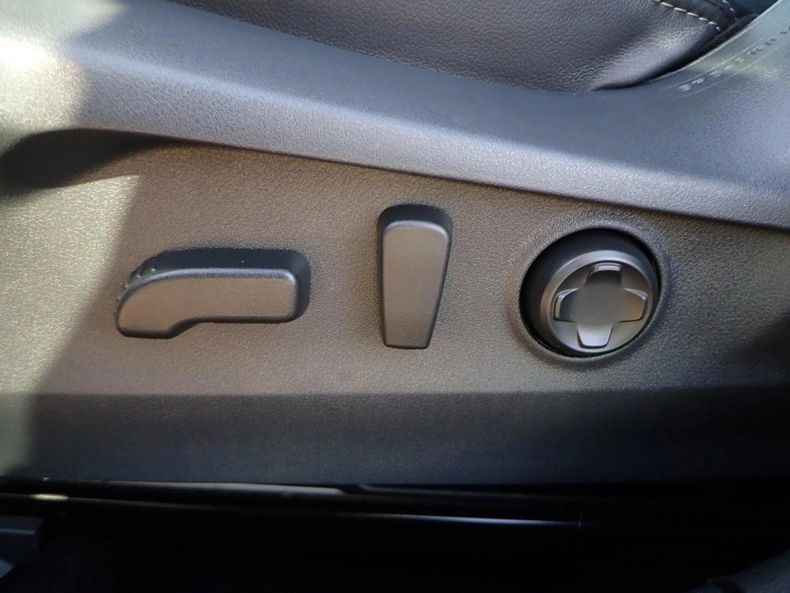 Thumbnail: 2025 Subaru Outback - 4