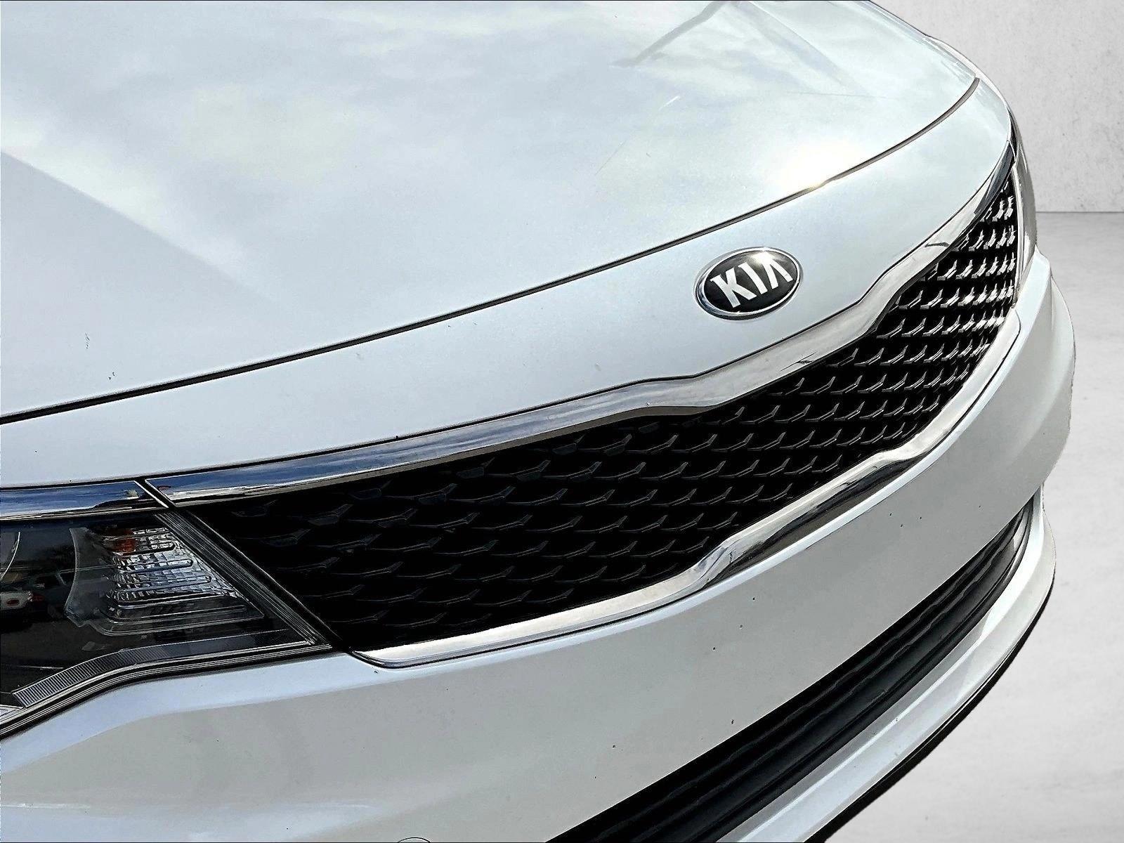 2016 Kia Optima LX - Photo 27