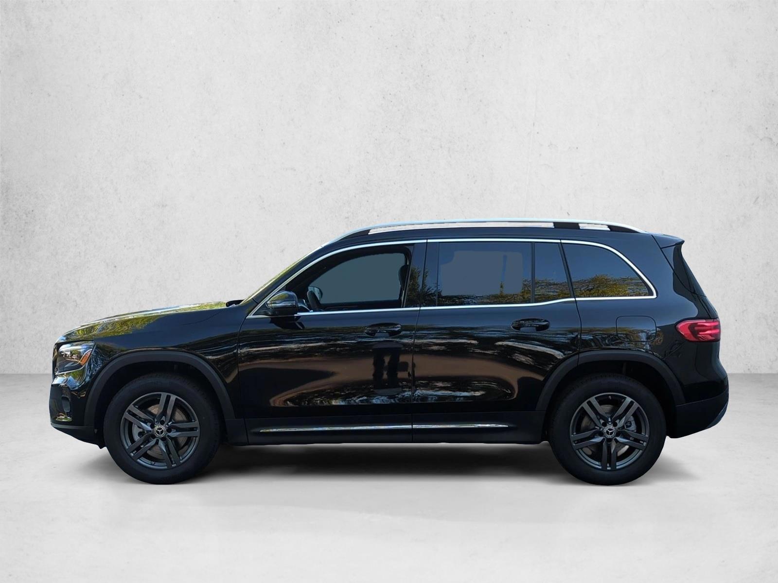 Thumbnail: 2026 Mercedes-Benz GLB - 2