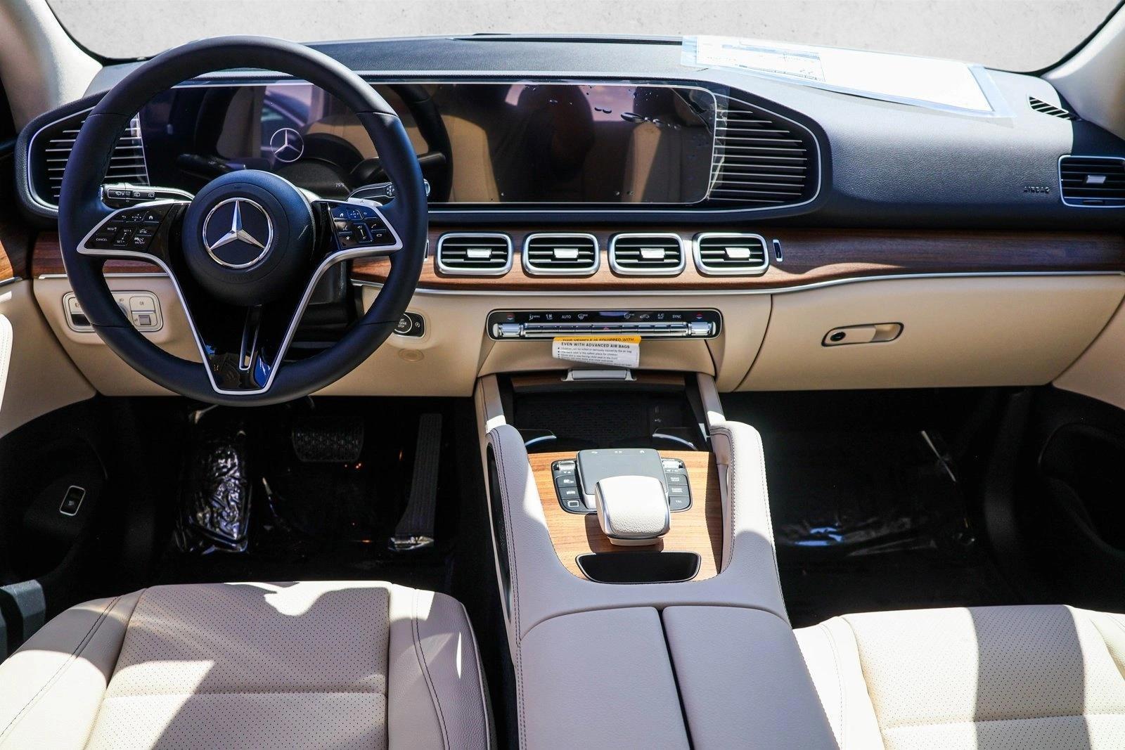 Thumbnail: 2026 Mercedes-Benz GLE - 3