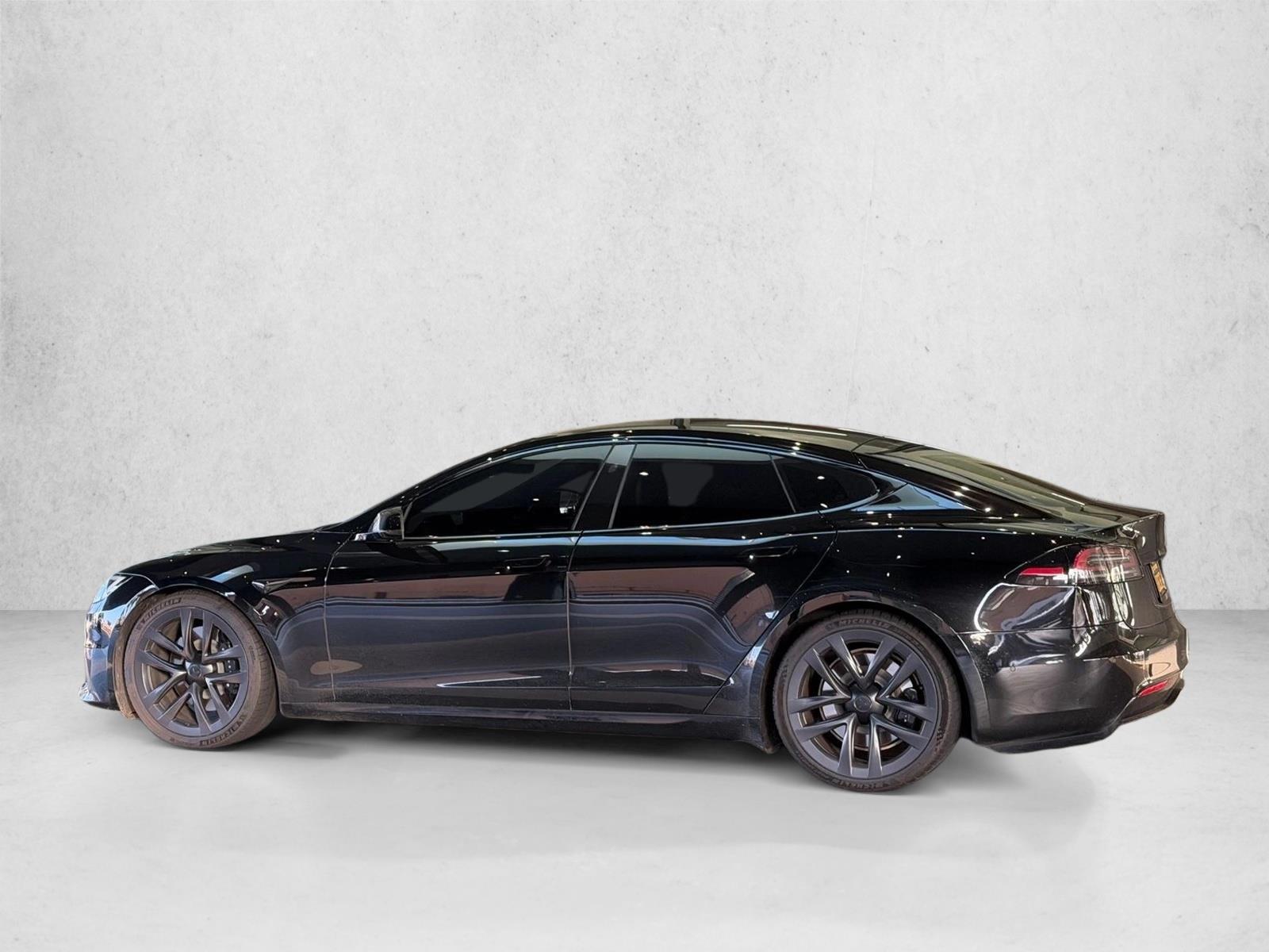Thumbnail: 2022 Tesla Model S - 5