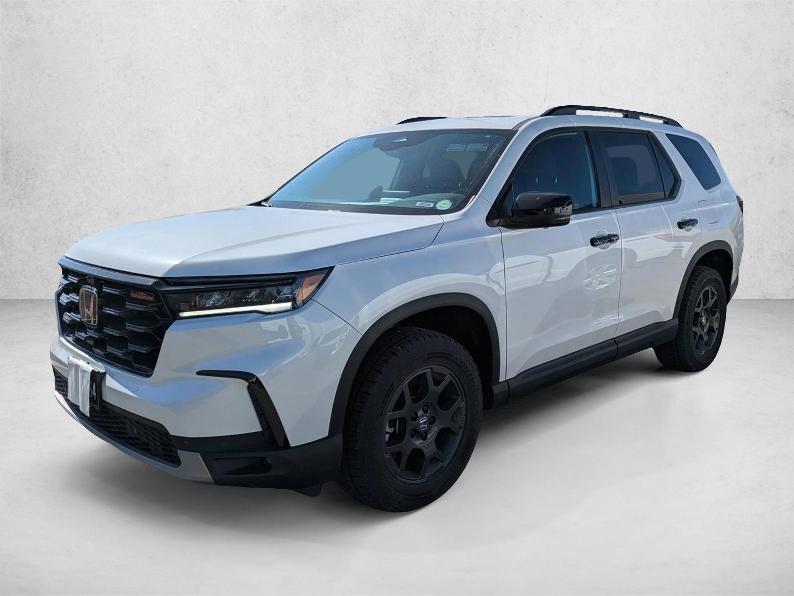 2025 Honda Pilot TrailSport AWD's photo