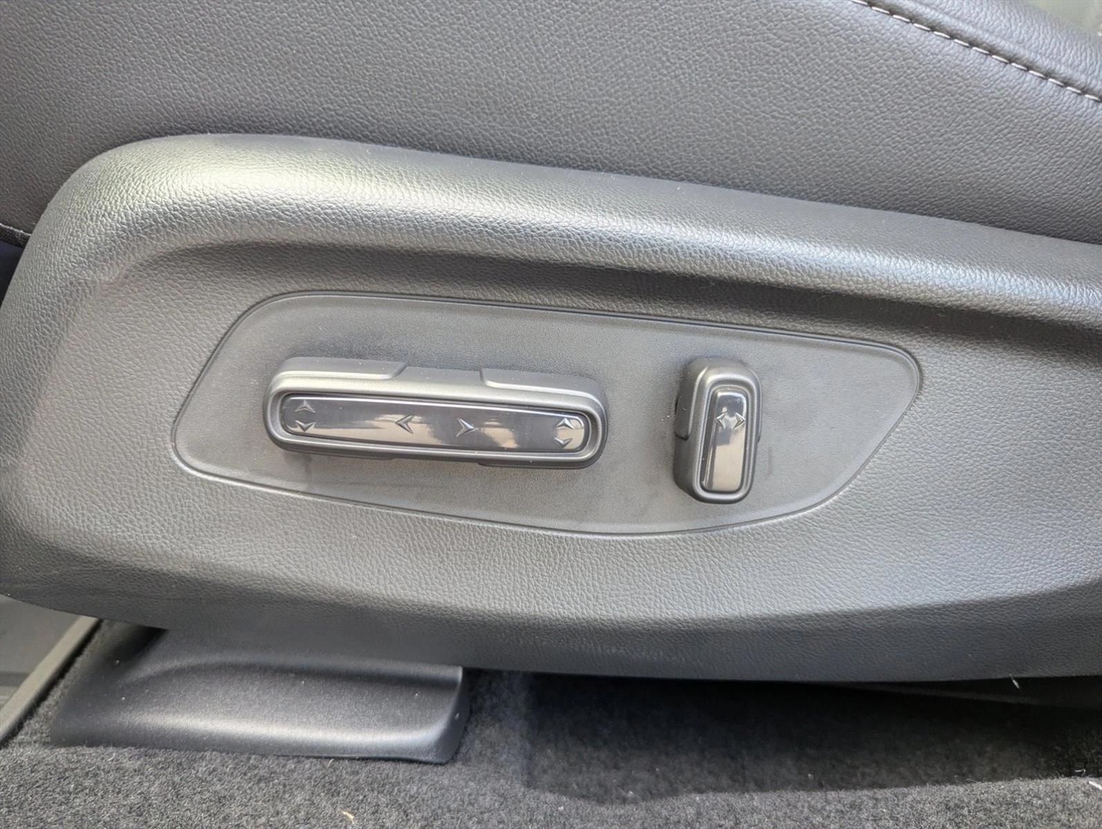 Thumbnail: 2027 Honda HR-V - 3