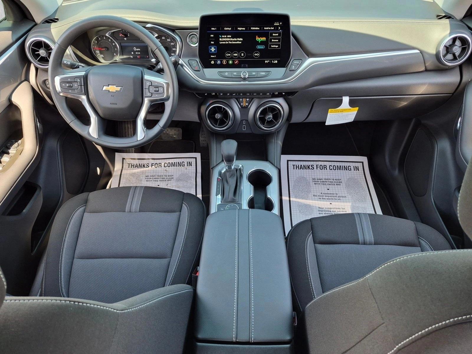 Thumbnail: 2026 Chevrolet Blazer - 4