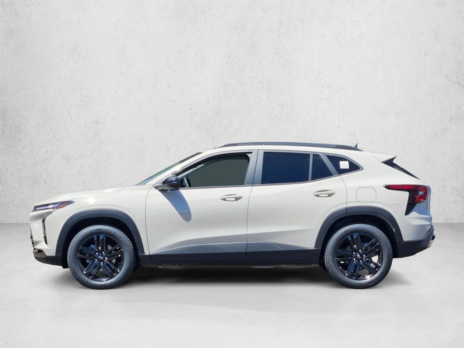 Thumbnail: 2026 Chevrolet Trax - 2