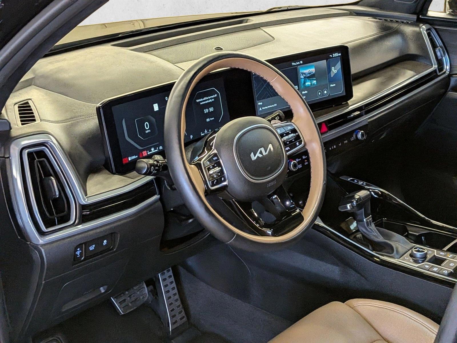 Thumbnail: 2024 Kia Sorento - 3