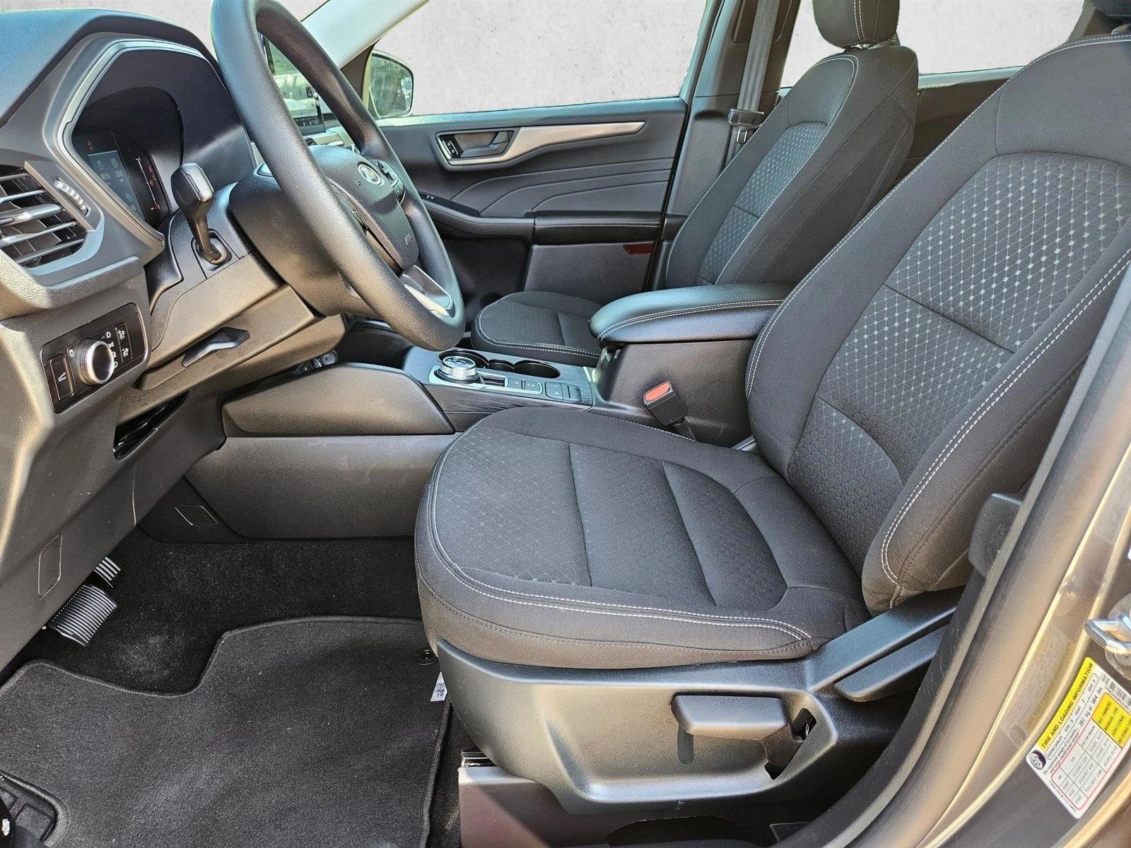 Thumbnail: 2025 Ford Escape - 4