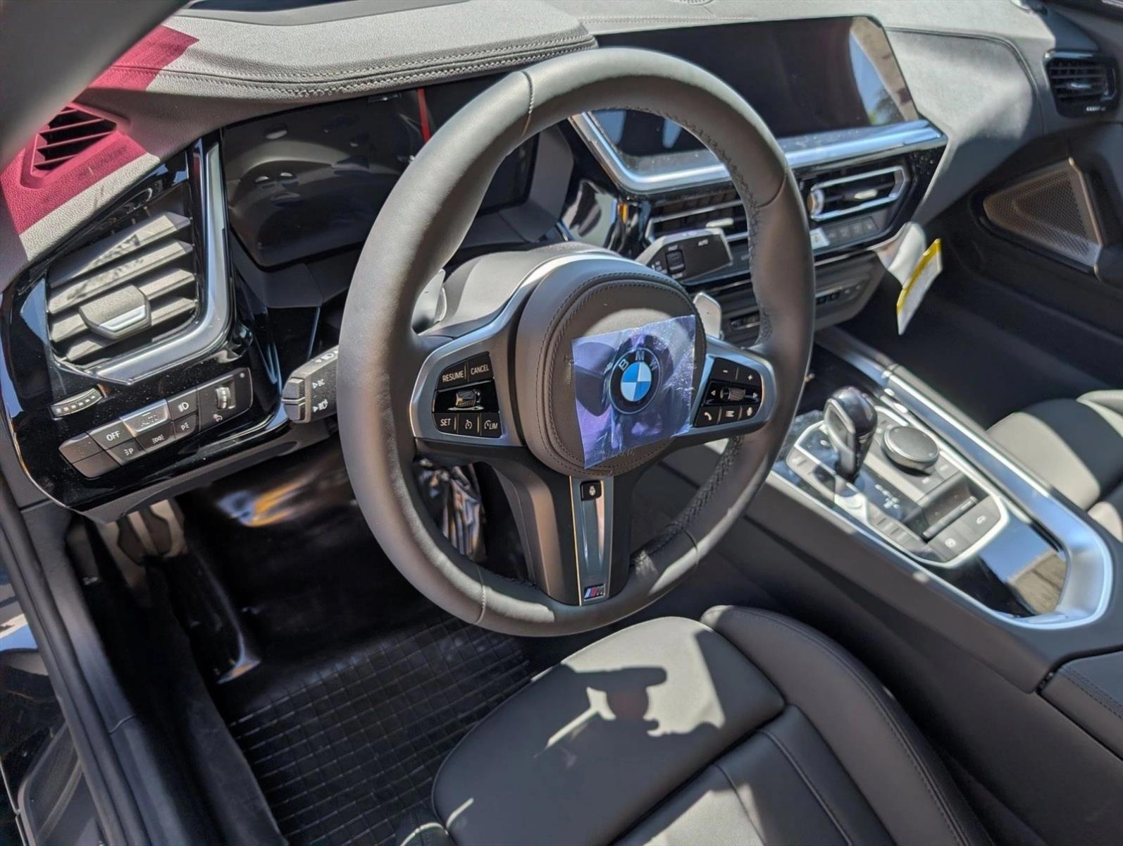 Thumbnail: 2026 BMW Z4 - 3
