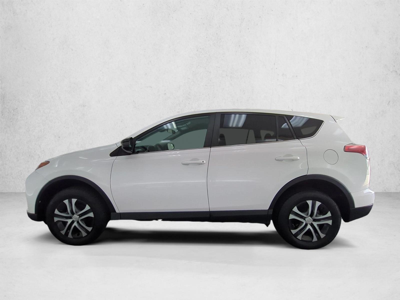 Thumbnail: 2018 Toyota RAV4 - 2