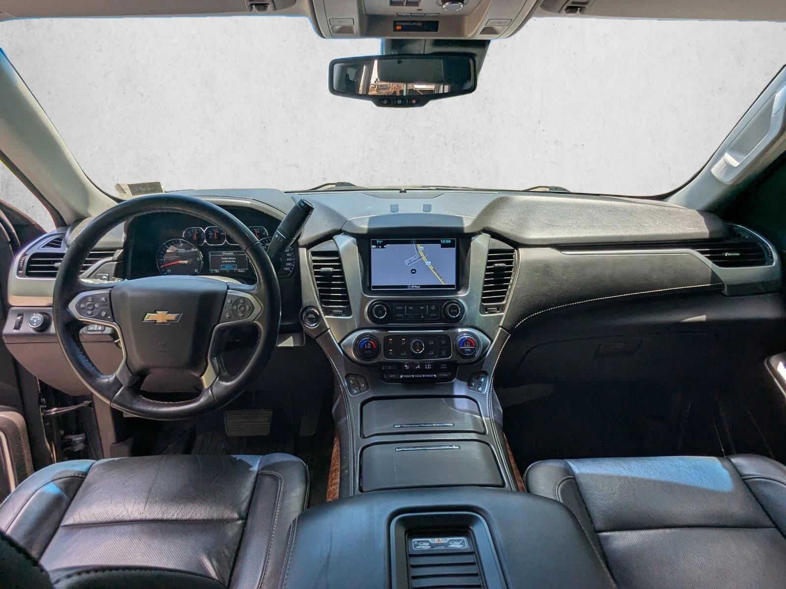 Thumbnail: 2019 Chevrolet Suburban - 4