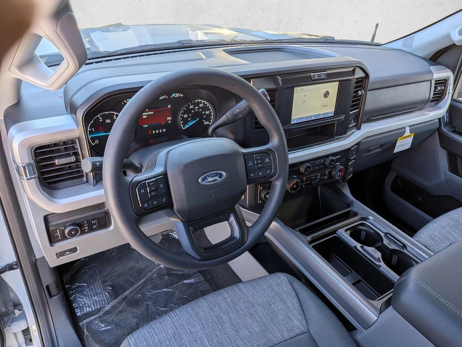 Thumbnail: 2026 Ford Econoline - 3