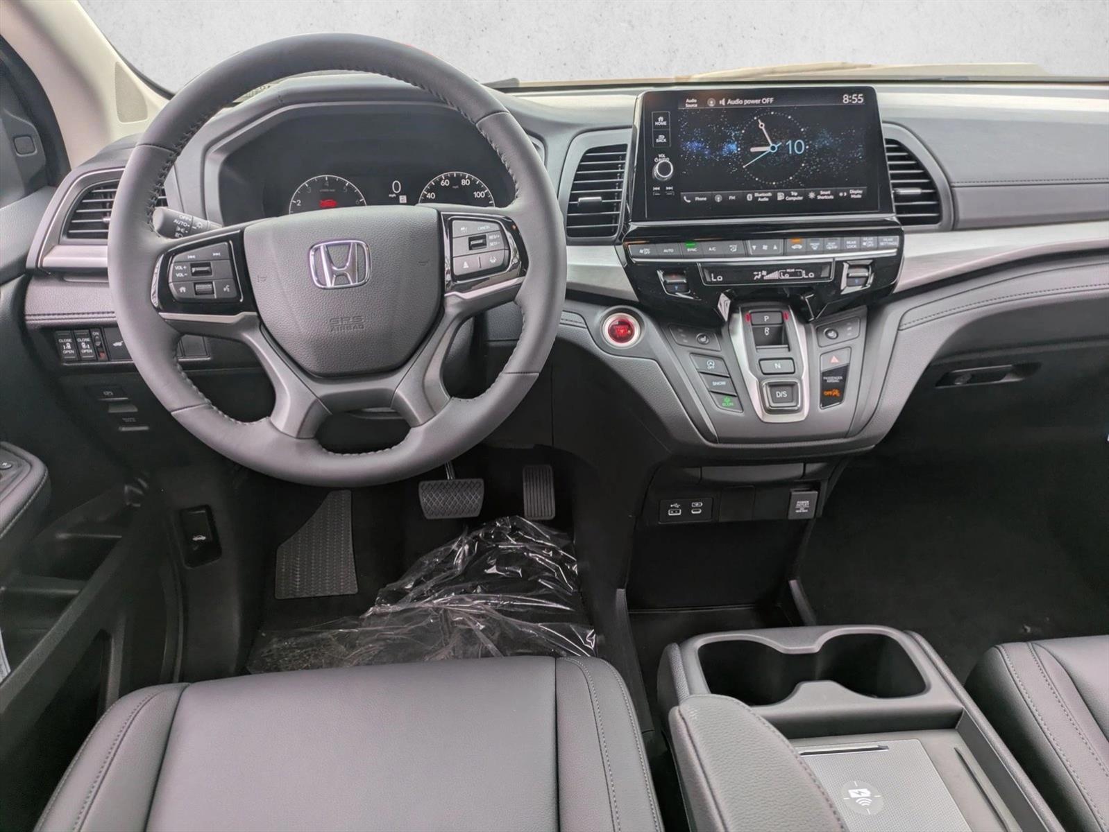 Thumbnail: 2026 Honda Odyssey - 3