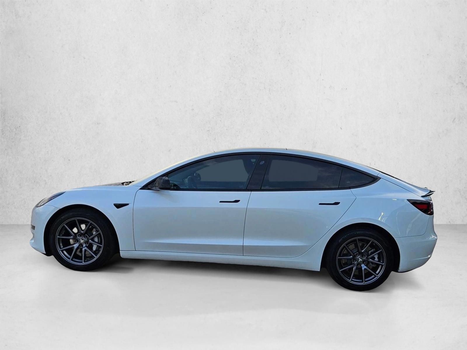 Thumbnail: 2022 Tesla Model 3 - 2