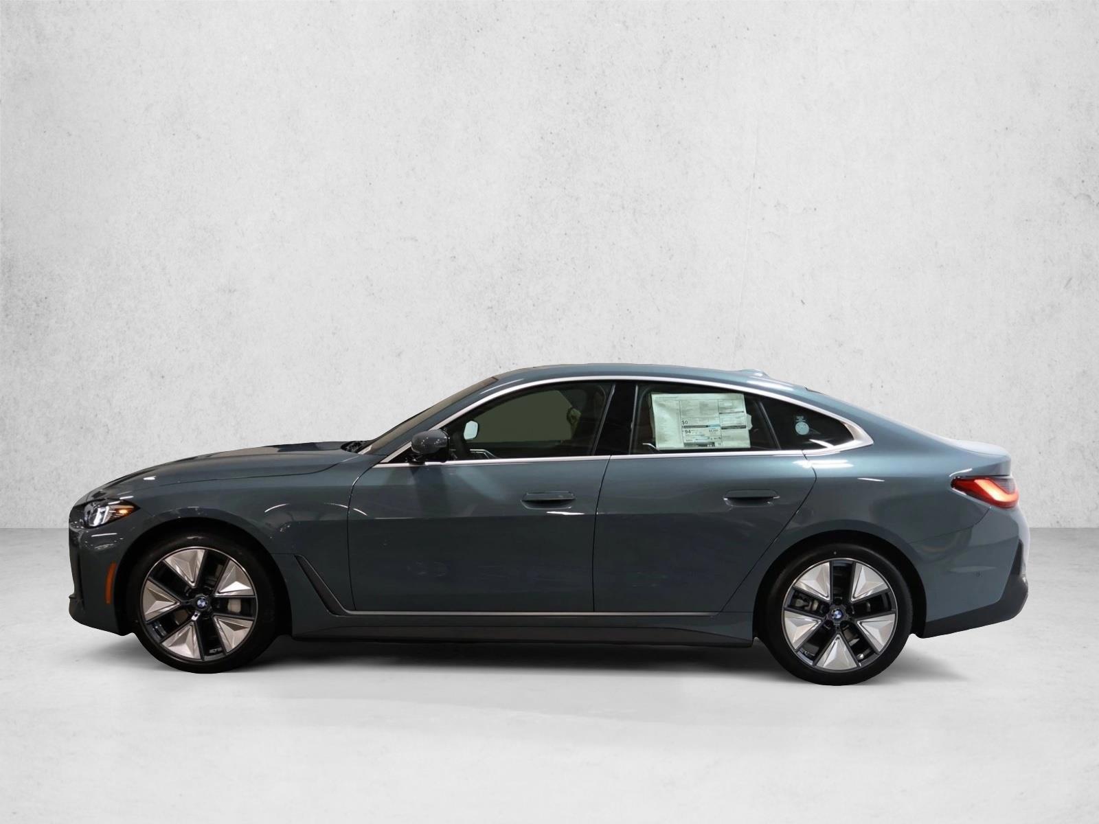 Thumbnail: 2026 BMW i4 - 2