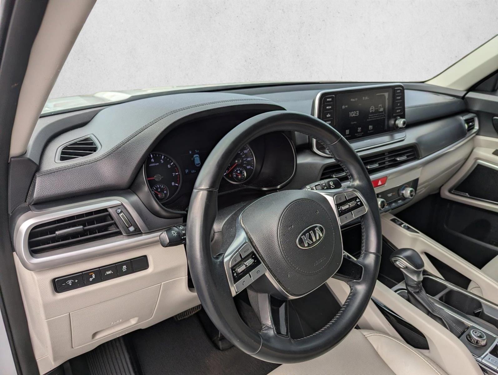 Thumbnail: 2020 Kia Telluride - 3