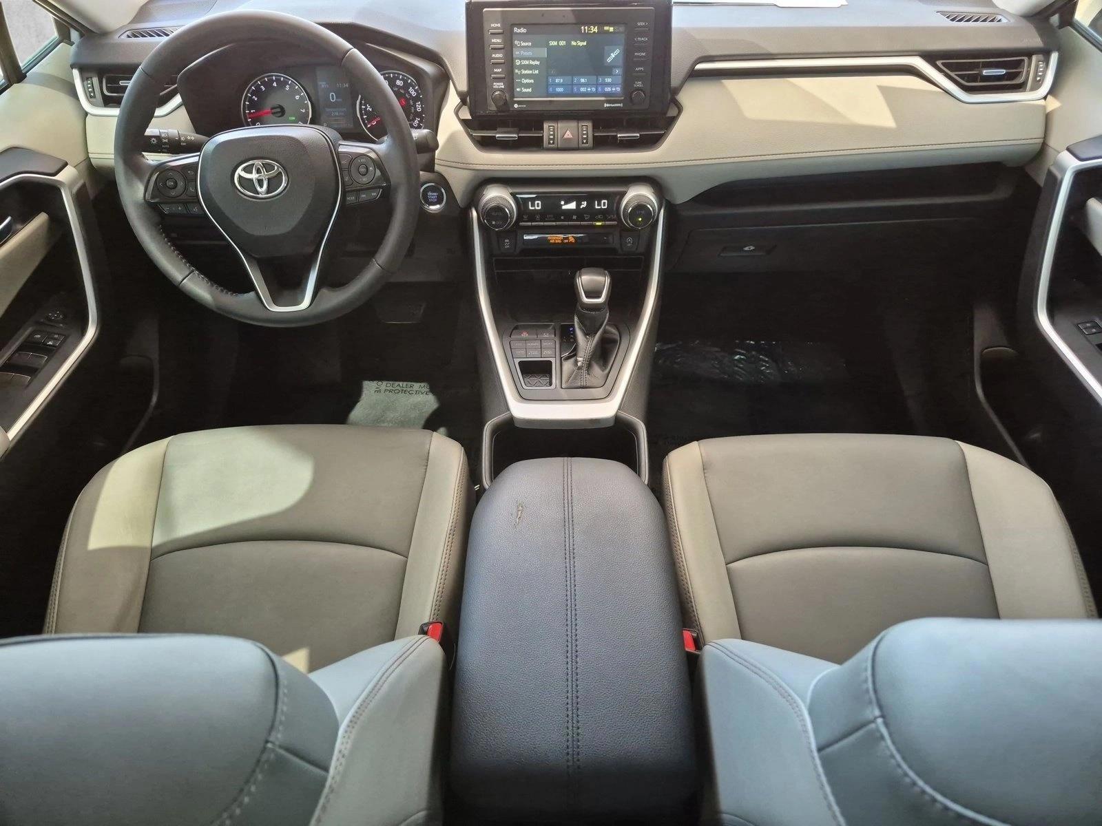 Thumbnail: 2022 Toyota RAV4 - 3