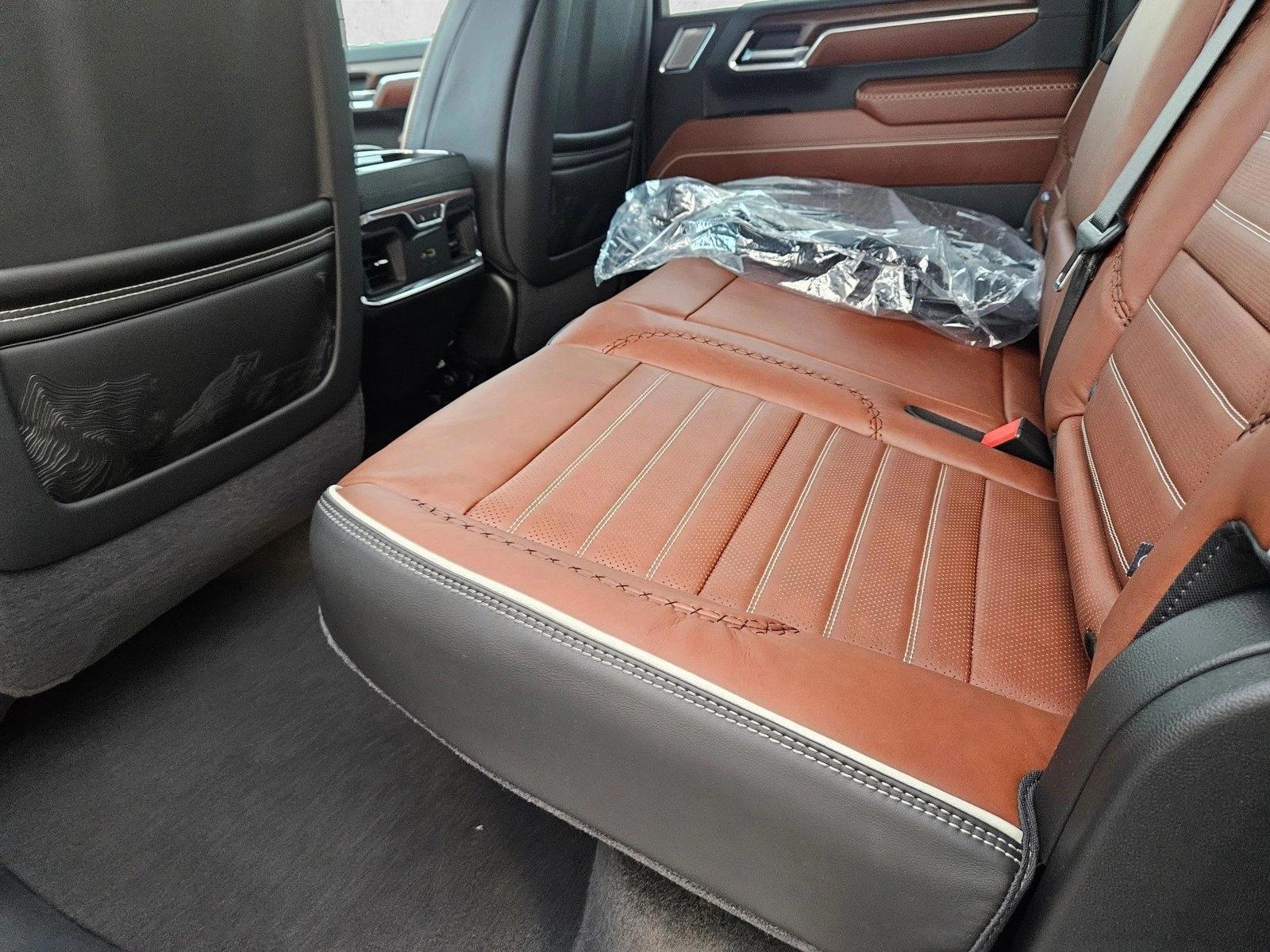 Thumbnail: 2026 GMC Sierra 3500 - 6