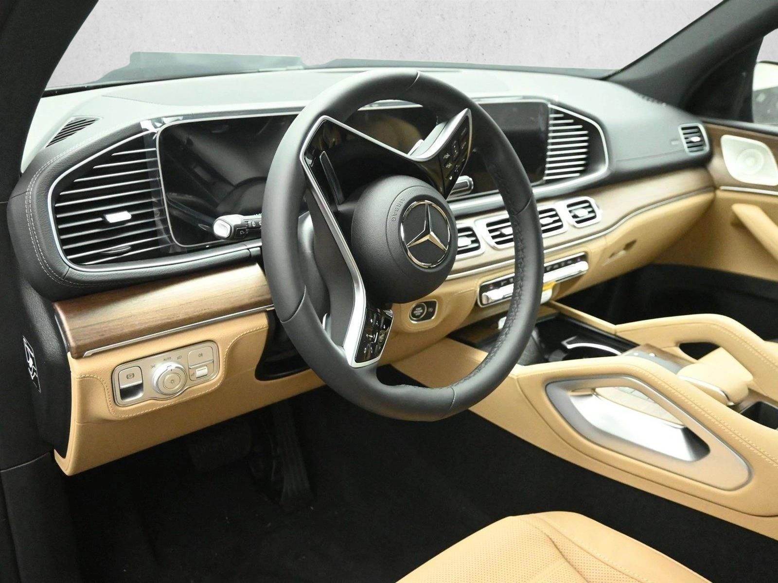 Thumbnail: 2026 Mercedes-Benz GLE - 3